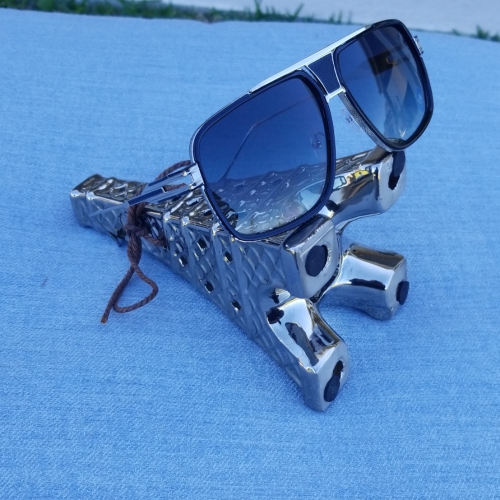 2020 men and woman fashion  style sunglasses